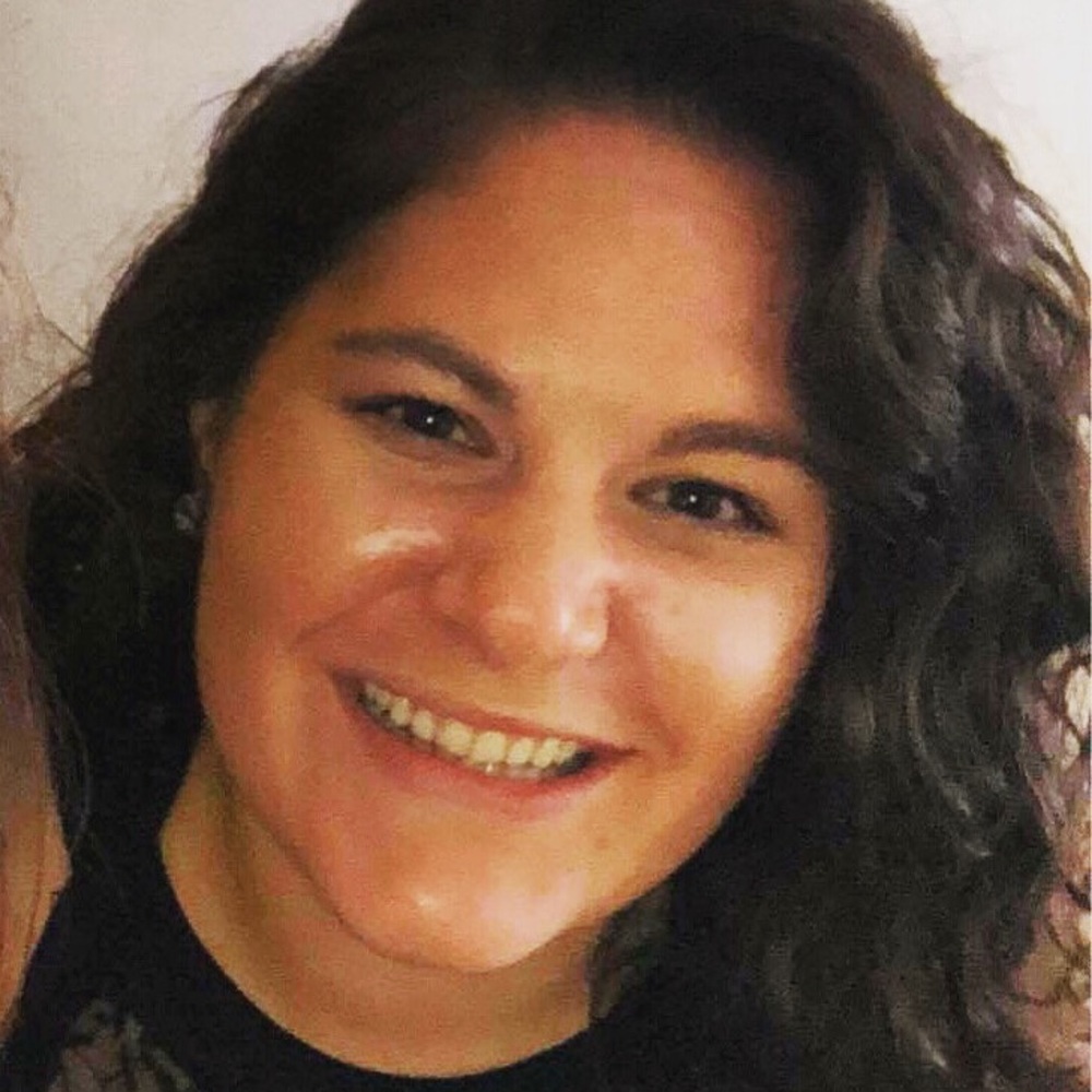 Meet your Posher, Laura